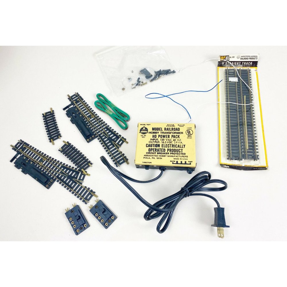 Vintage AHM Model Railroad Transformer 70277 plus Extra  New tracks/ Screws